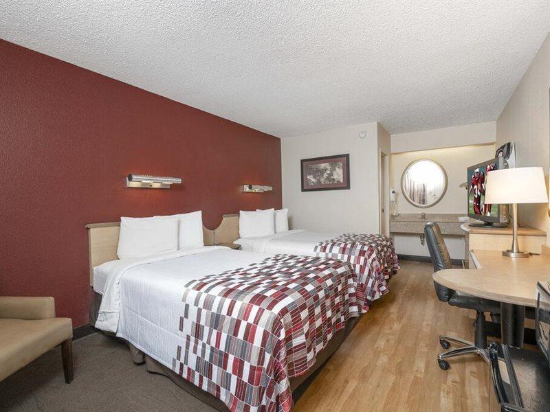 Red Roof Inn Tampa Fairgrounds - Casino Mango Exterior photo