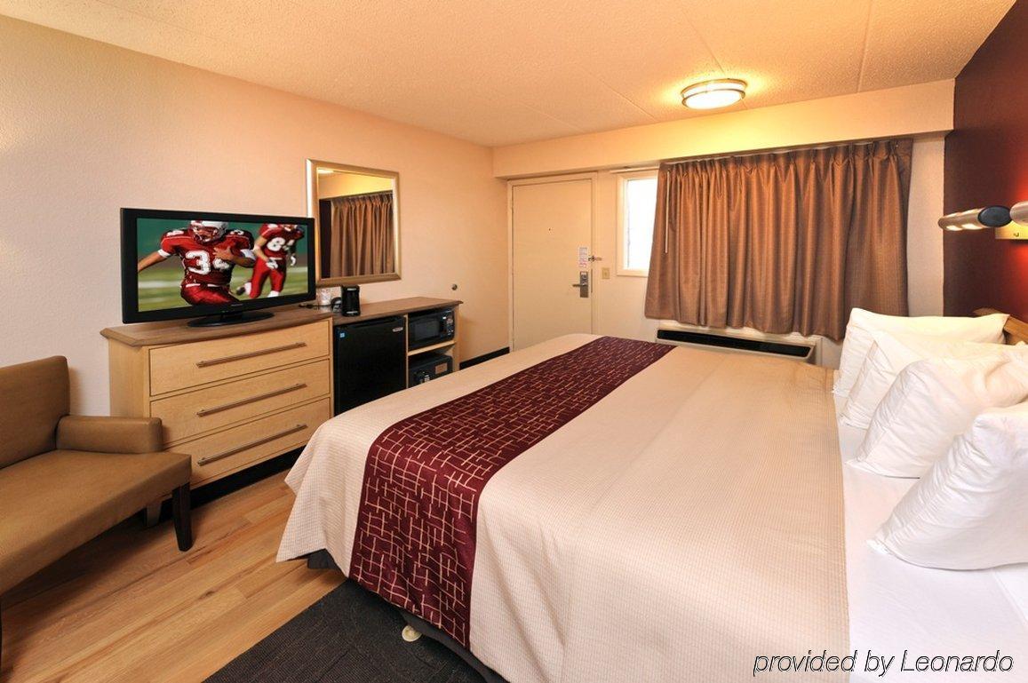 Red Roof Inn Tampa Fairgrounds - Casino Mango Exterior photo